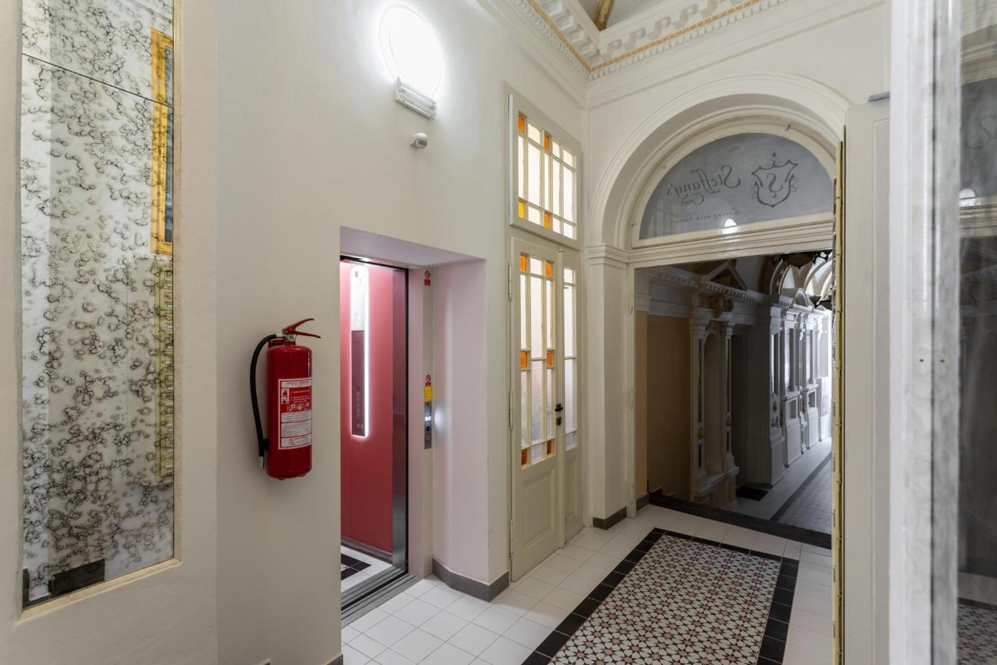 Prague Days - Elegant Studios Near Wenceslas Square Екстериор снимка